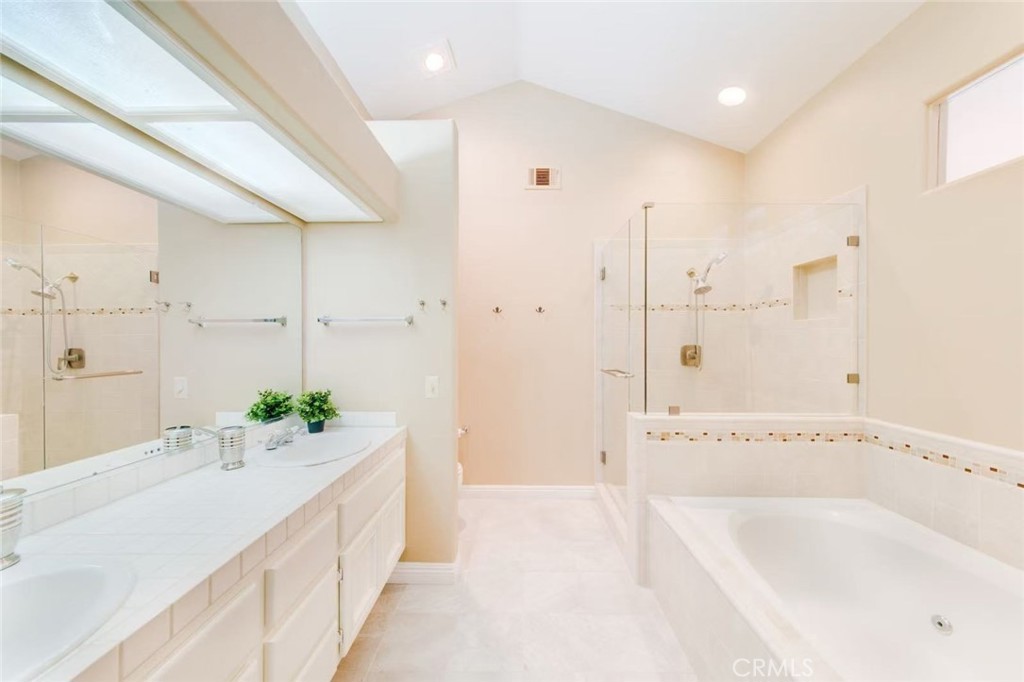 13 Giotto Property Photo 15