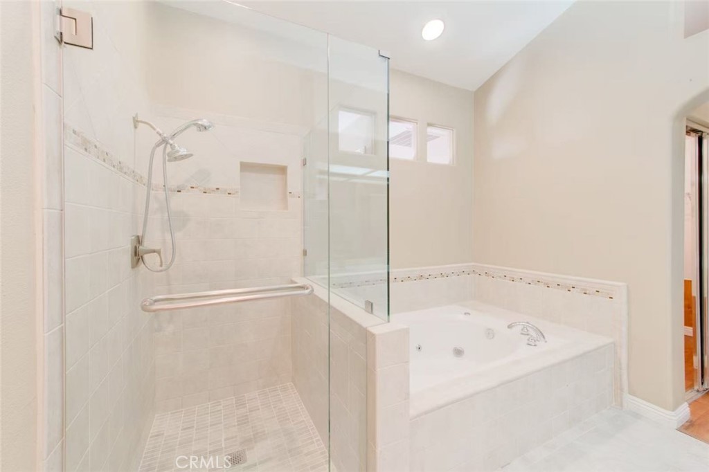 13 Giotto Property Photo 16