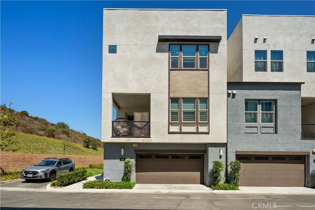 978 Poppy Court Property Photo 1