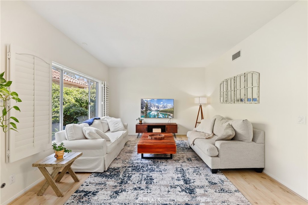 29561 Michelis Property Photo 11