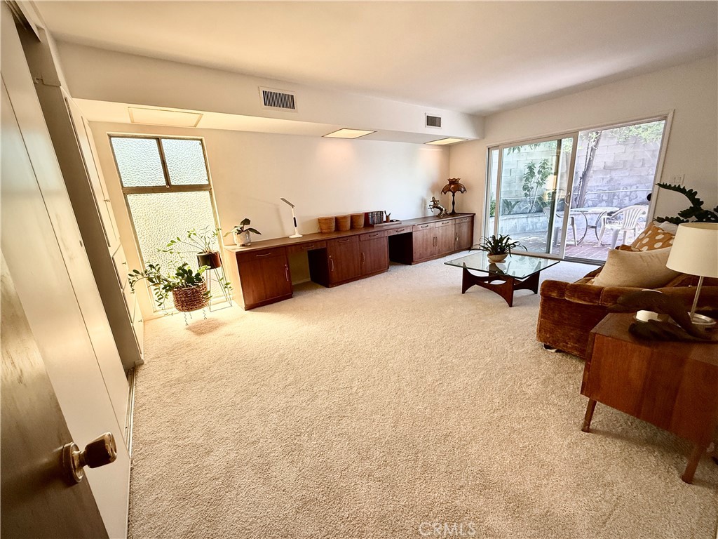 2572 Silver Ridge Property Photo 18