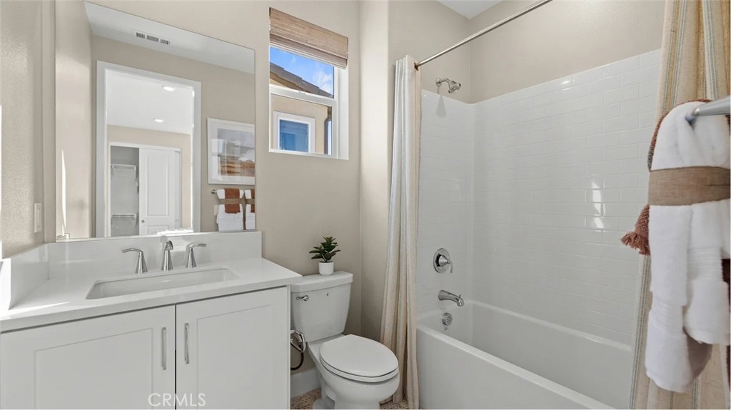 721 Sonia Property Photo 21