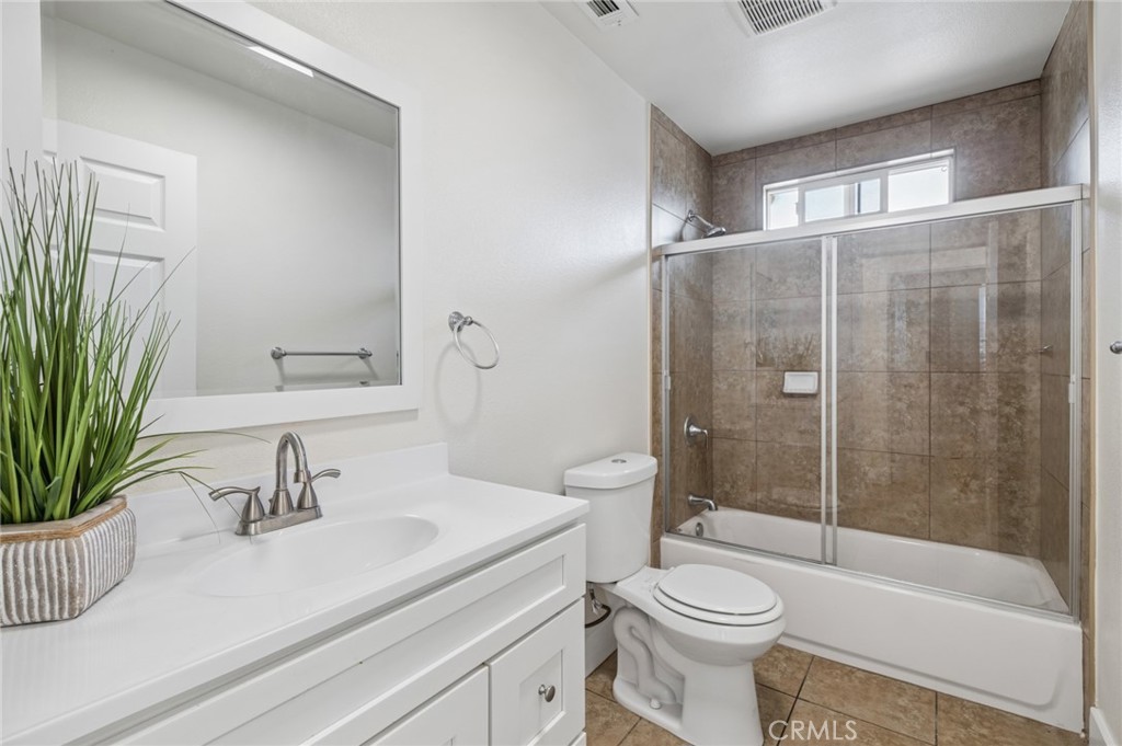 330 E 101st Street Property Photo 11