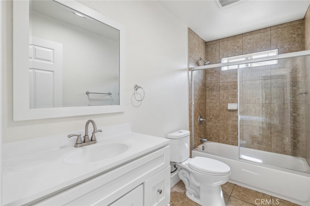 330 E 101st Street Property Photo 12