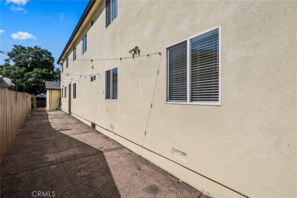 330 E 101st Street Property Photo 13