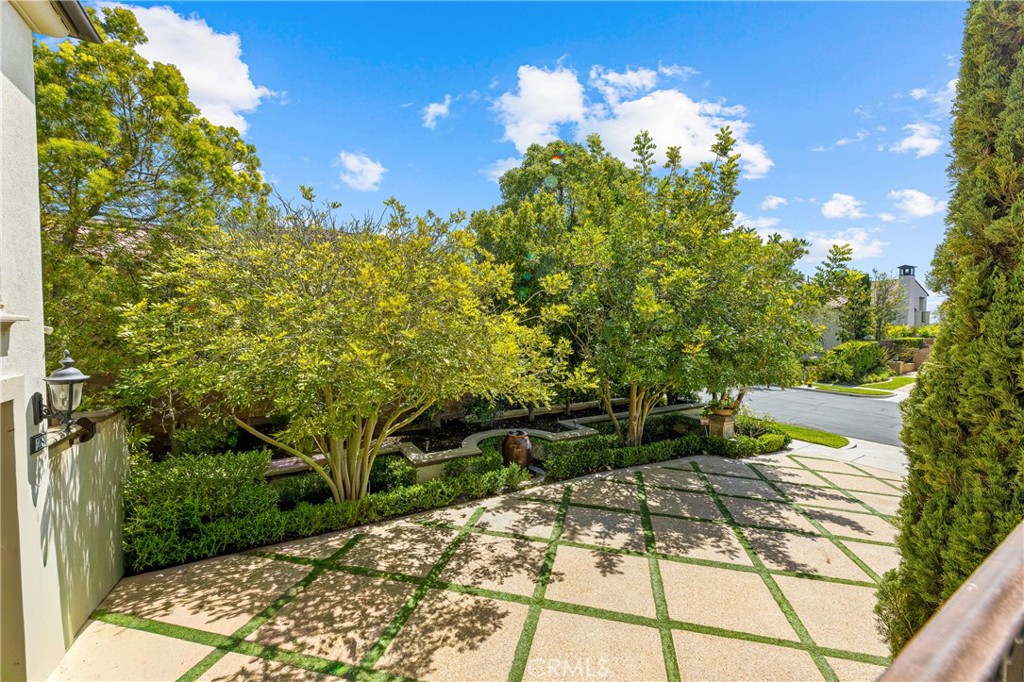 28 Blue Summit Property Photo 66