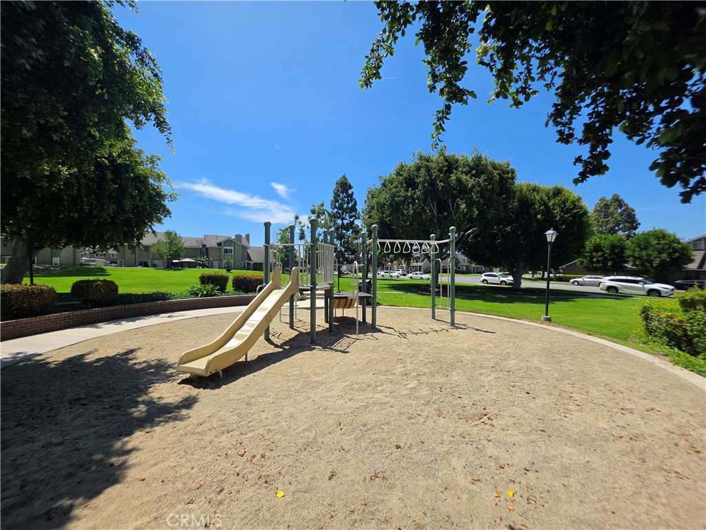 4 Albany Property Photo 17