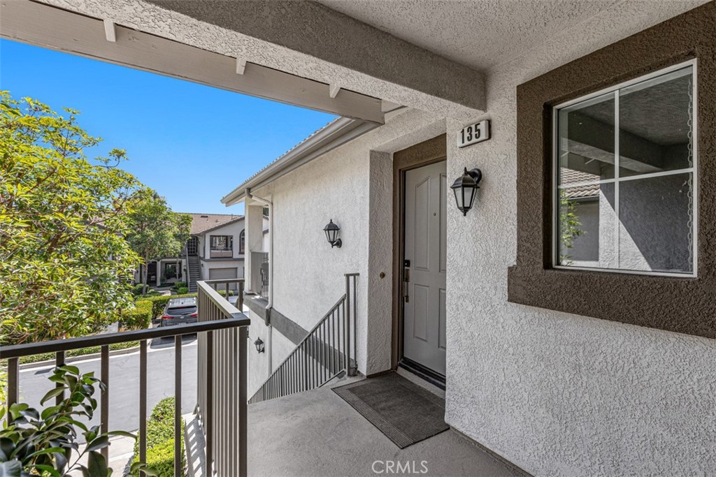 135 Chaumont Property Photo 4