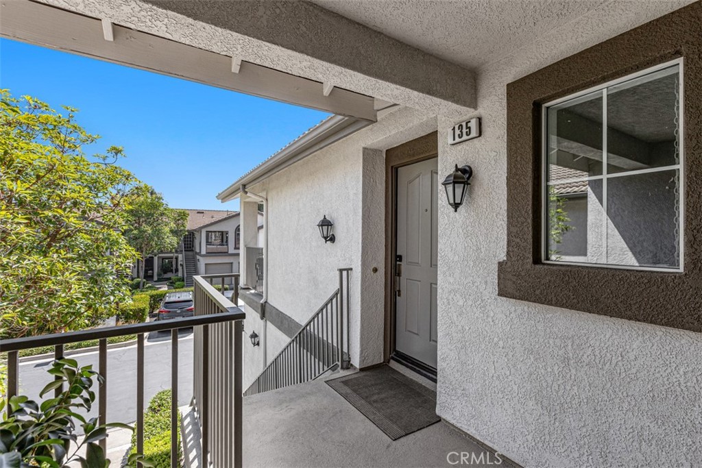 135 Chaumont Property Photo 4