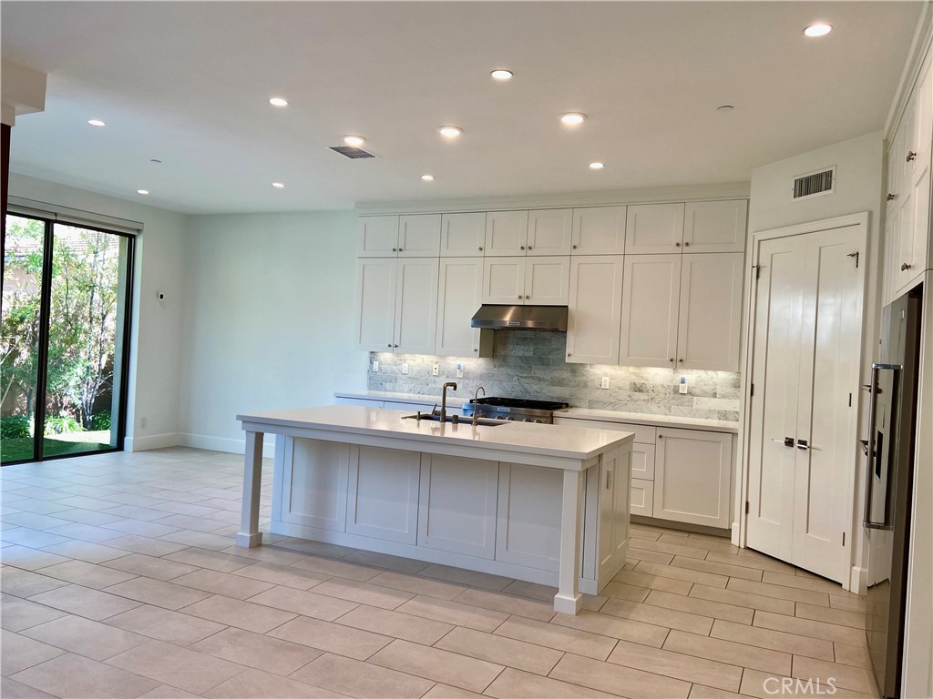 203 Fiore Property Photo 2