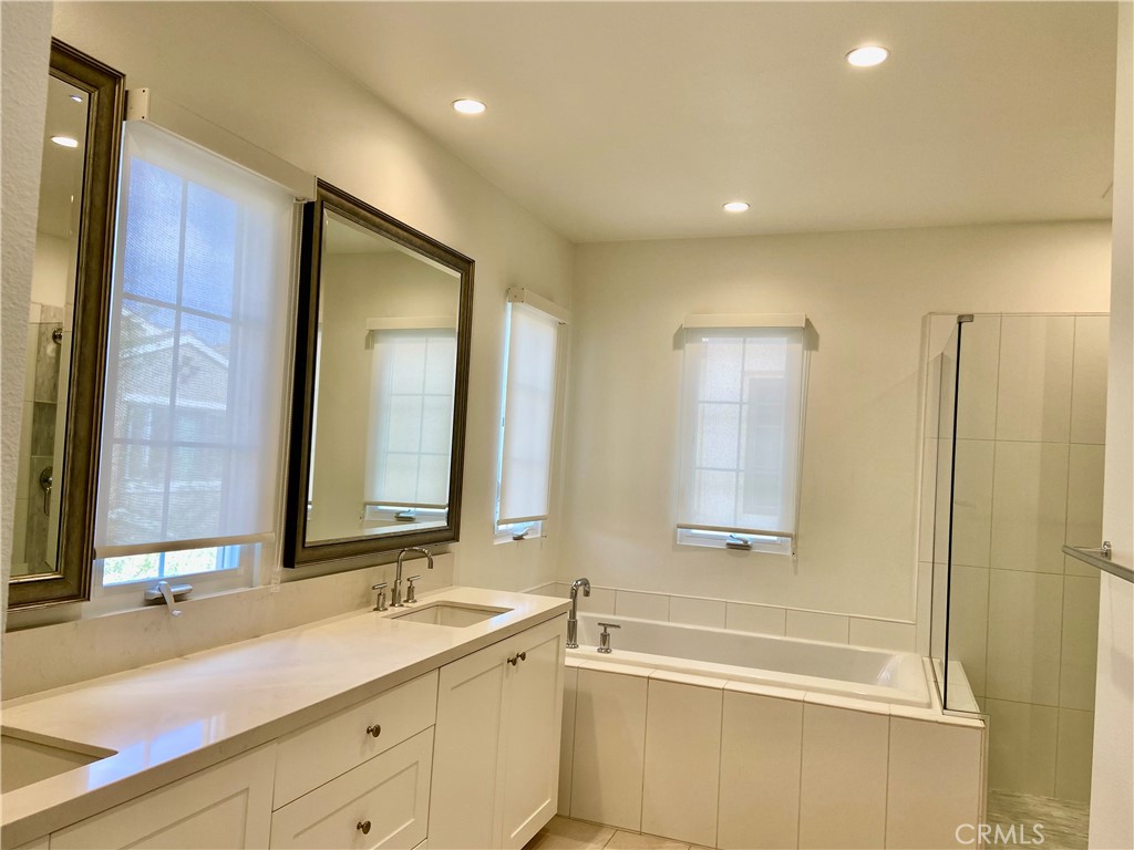 203 Fiore Property Photo 8