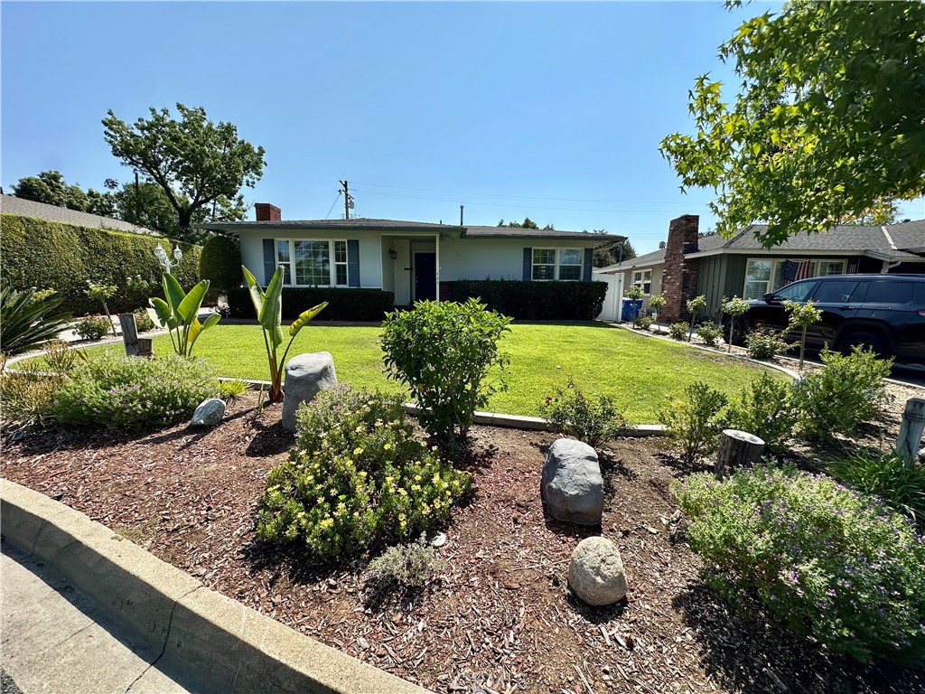 436 N Washington Avenue Property Photo 1