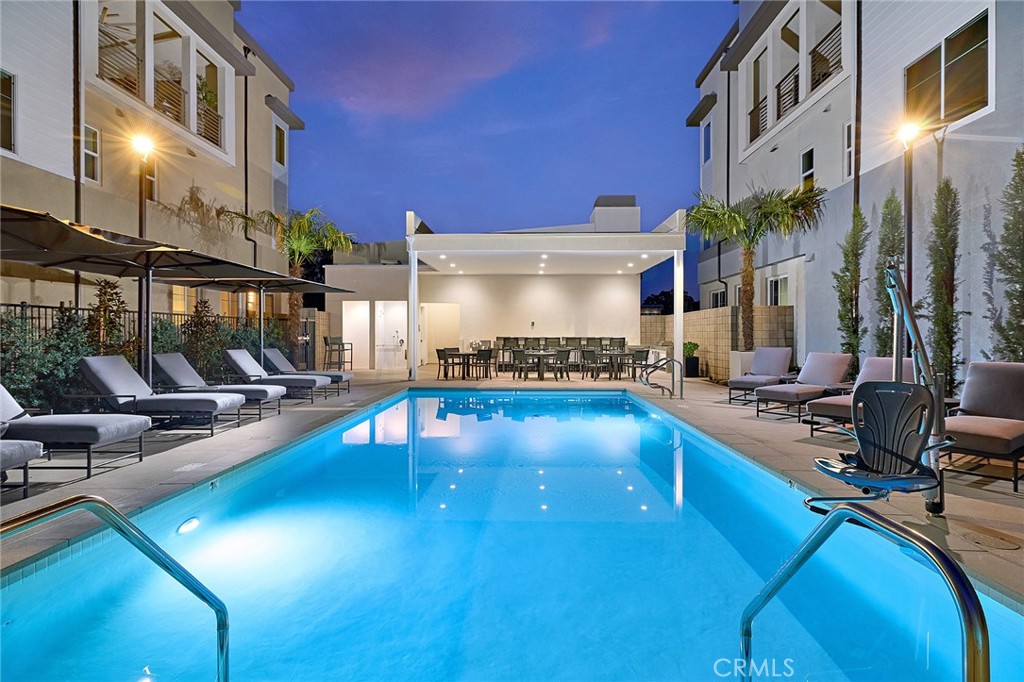 7268 Pointbreak Drive Property Photo 5