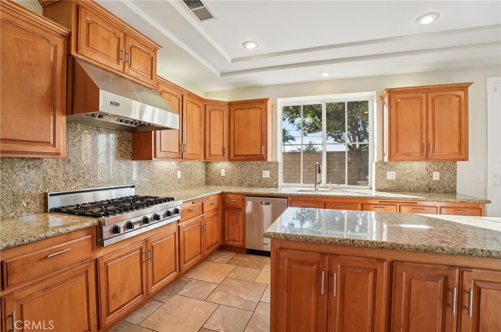 17405 Jasmine Property Photo 10