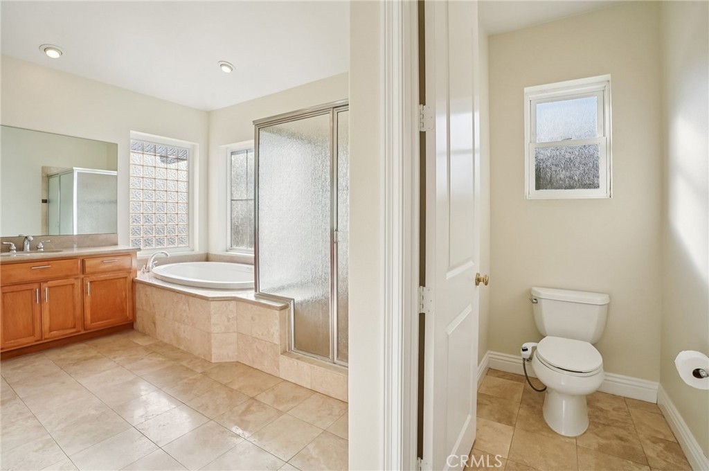 17405 Jasmine Property Photo 19