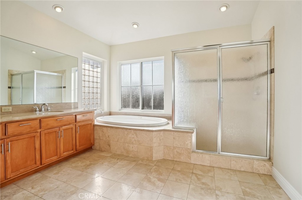 17405 Jasmine Property Photo 20