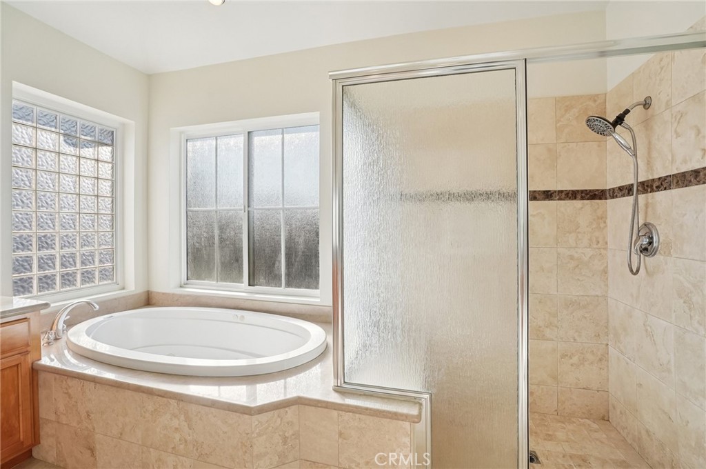 17405 Jasmine Property Photo 22