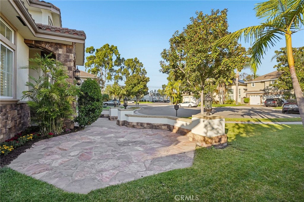 17405 Jasmine Property Photo 45