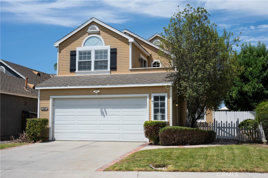 22061 Castlewood