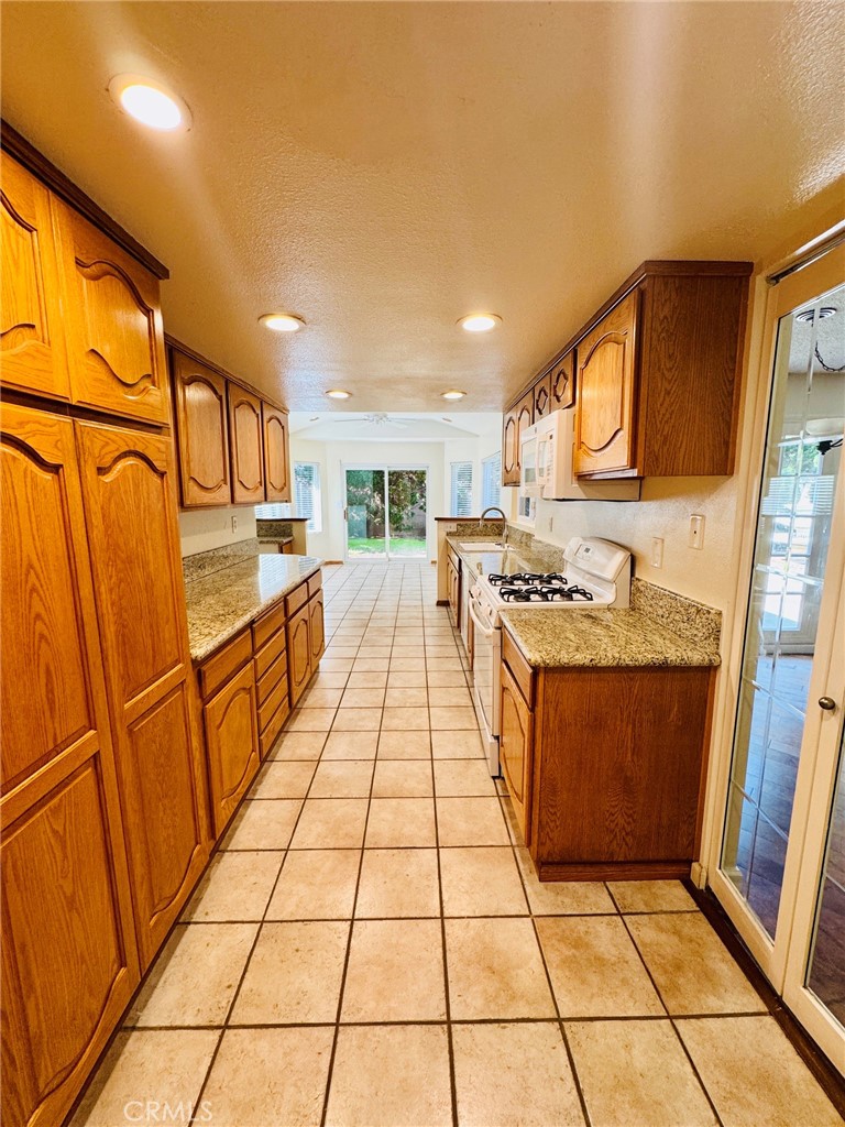 9432 Rambler Property Photo 2