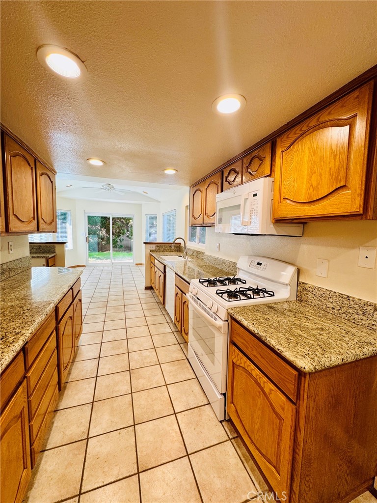 9432 Rambler Property Photo 5