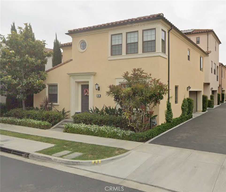 98 Painted Trellis Property Photo 1