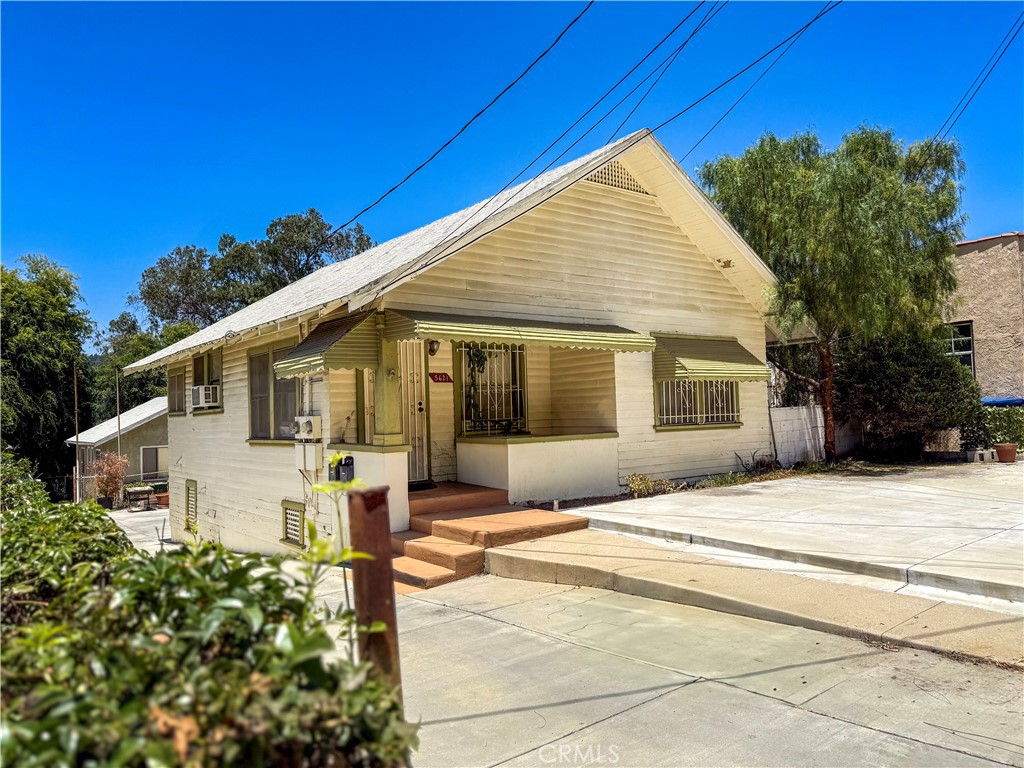 3621 Griffin Avenue Property Photo 1