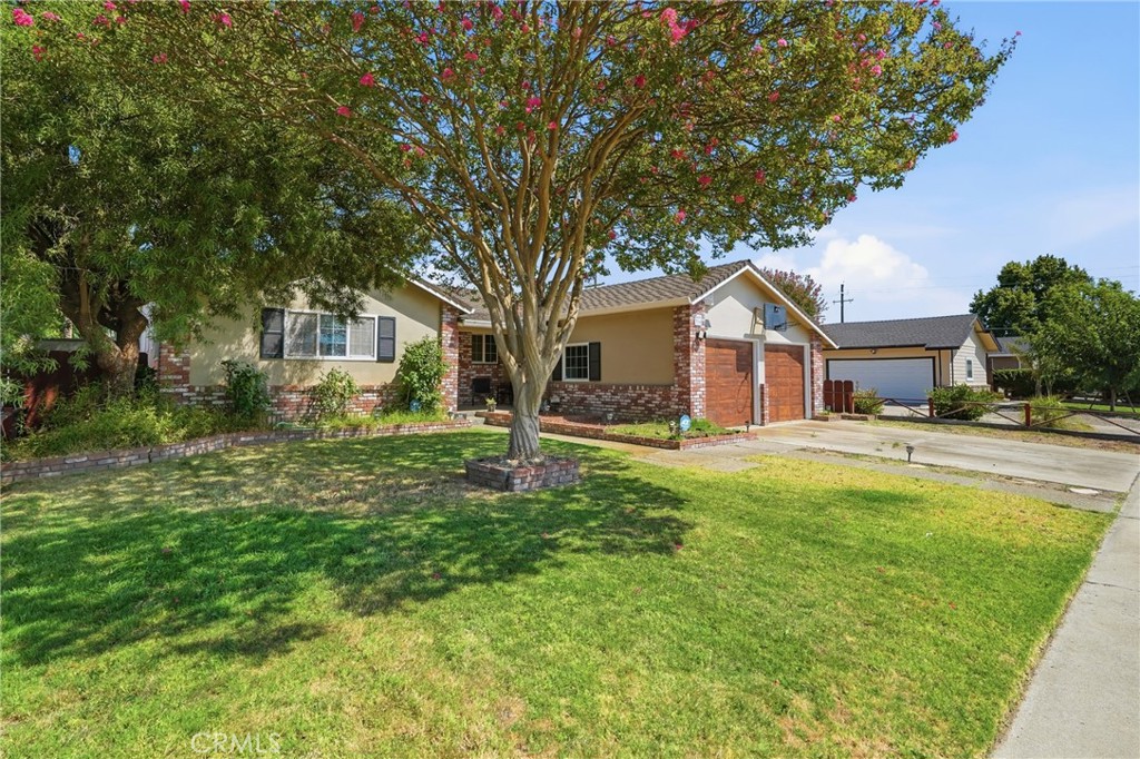 316 Charles Property Photo 5