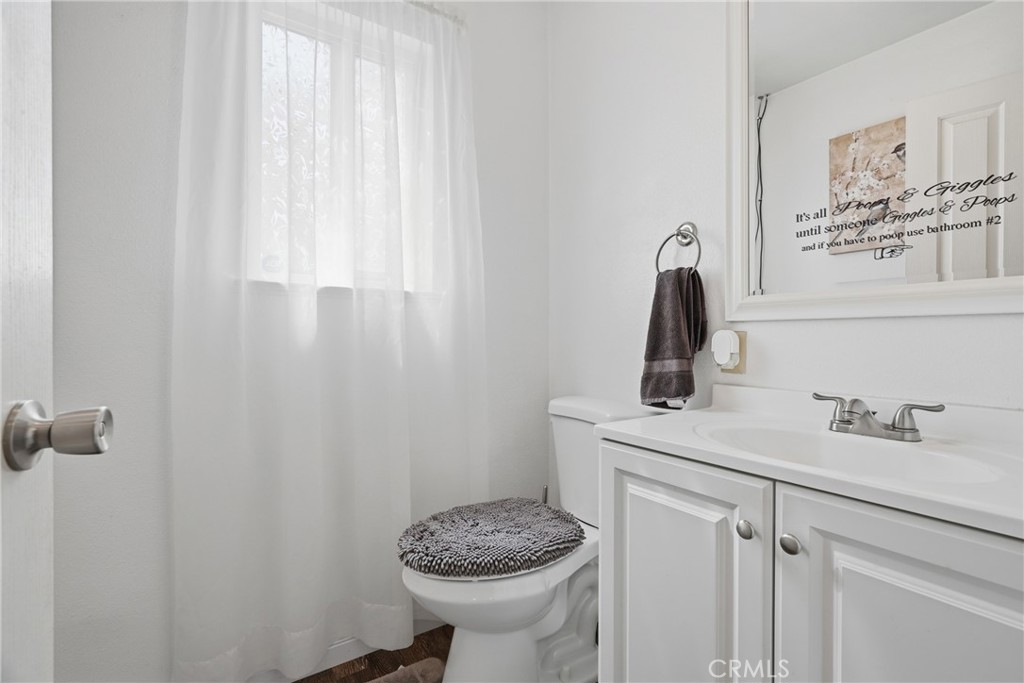 316 Charles Property Photo 16