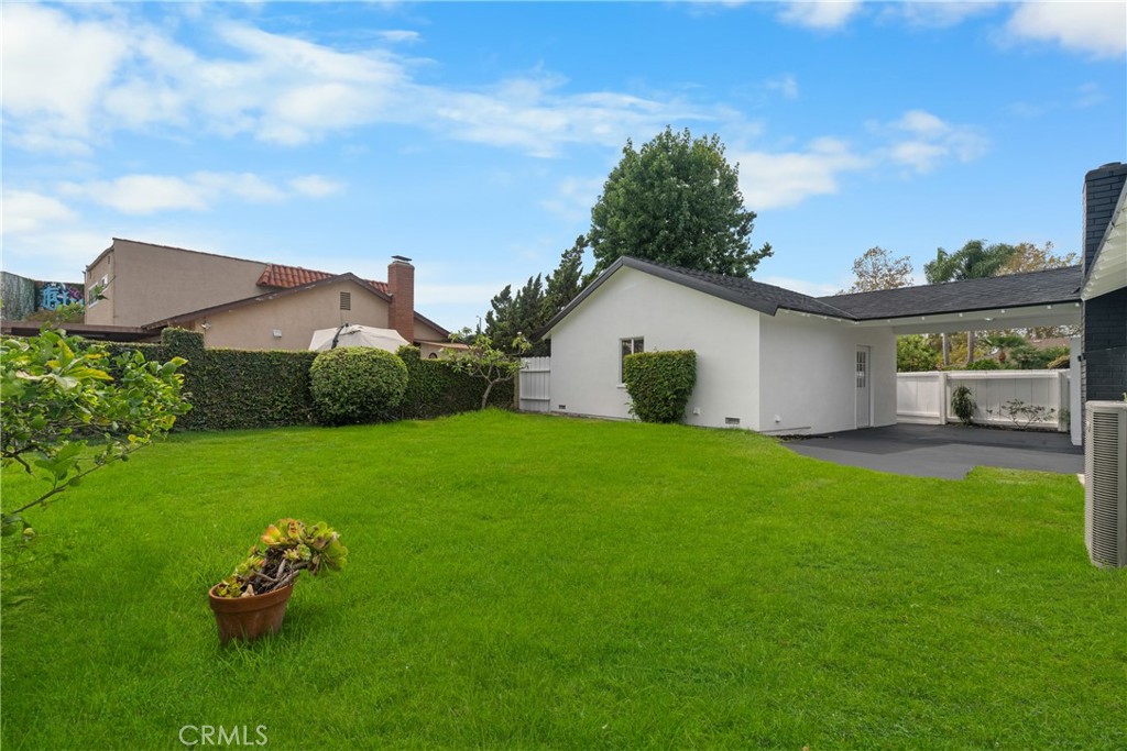 3230 N Pinewood Street Property Photo 22