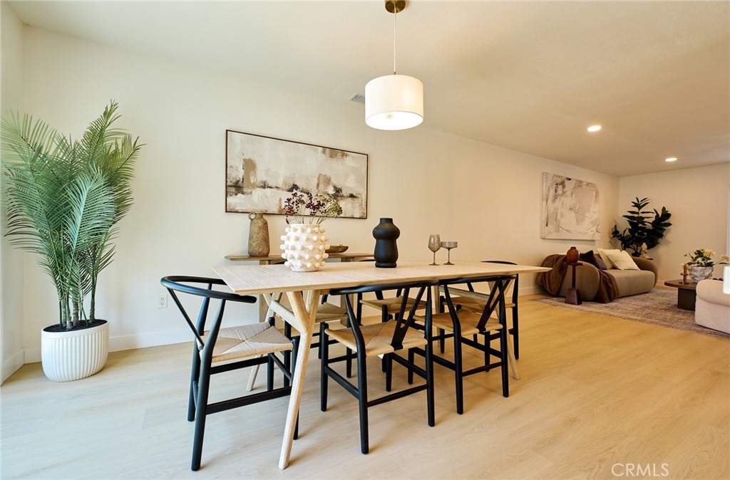 11208 Rose Property Photo 6