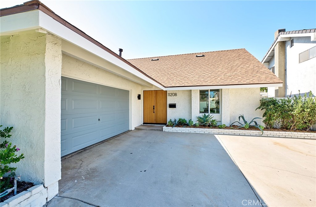 11208 Rose Property Photo 27