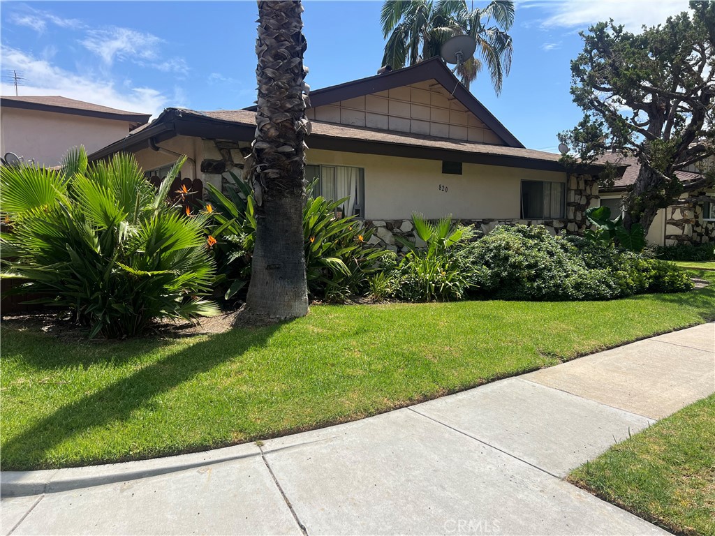 820 N Lido Property Photo 4