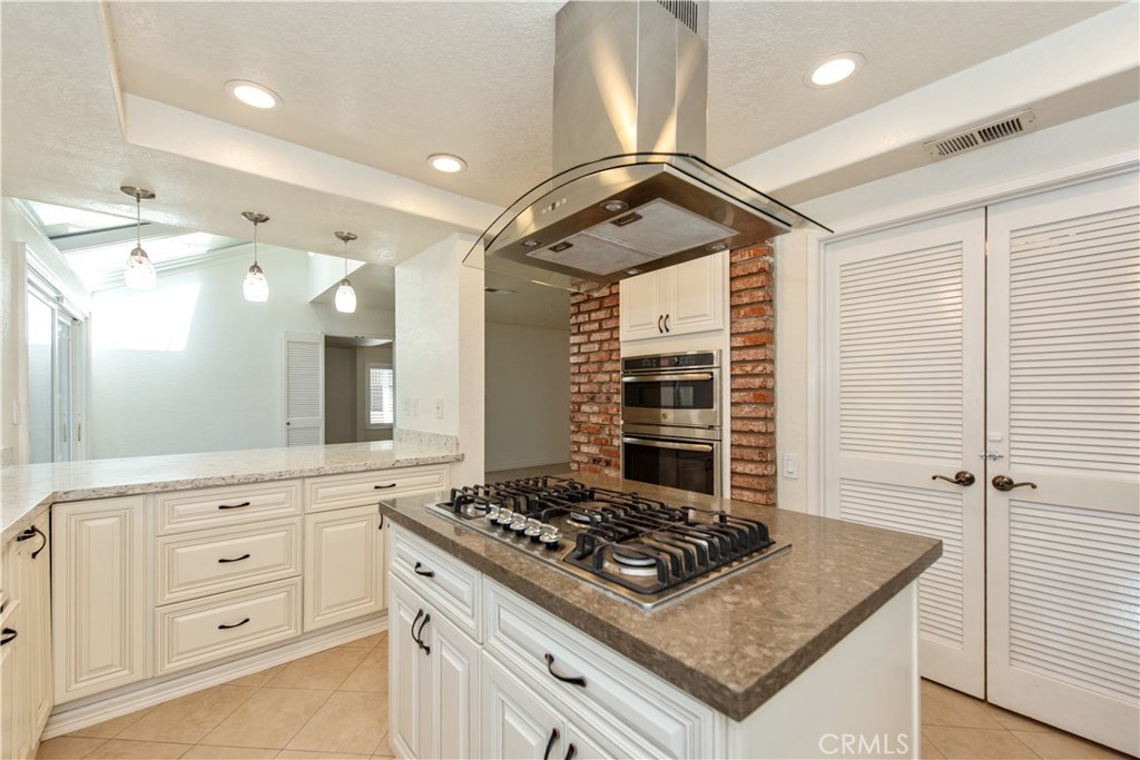 22625 Wood Shadow Property Photo 11