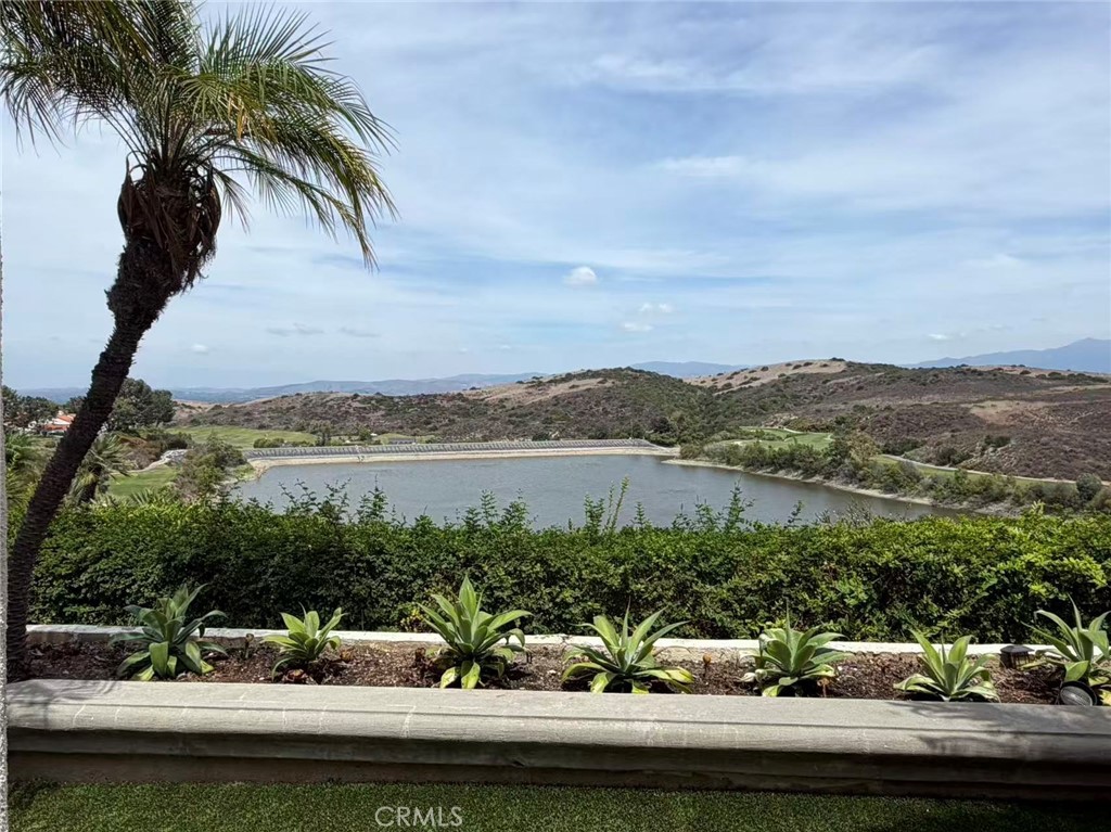 27 Sarena Property Photo 1