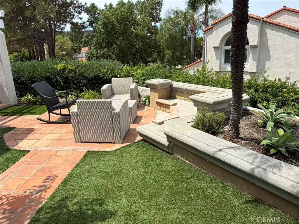 27 Sarena Property Photo 24