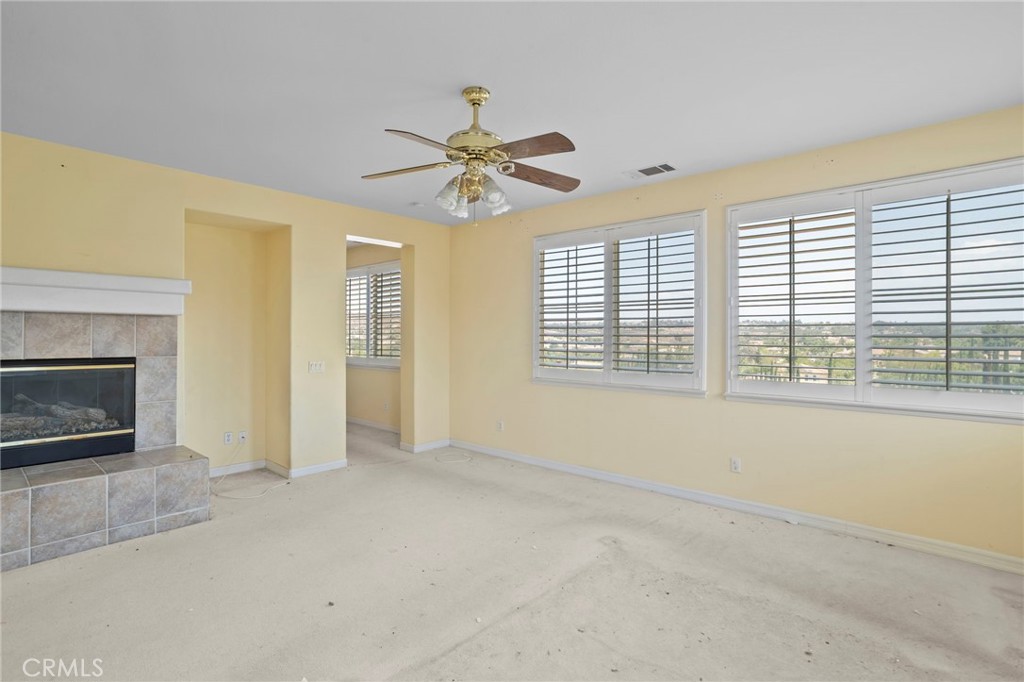 18530 Oak Park Property Photo 18