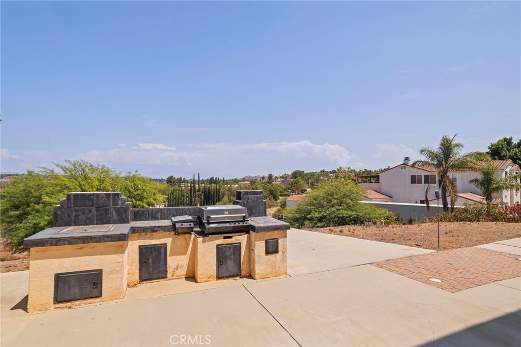 18530 Oak Park Property Photo 24