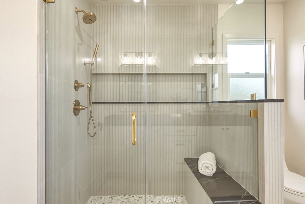 3337 Iroquois Property Photo 17