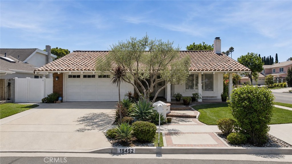 15452 Orleans Circle Property Photo 1