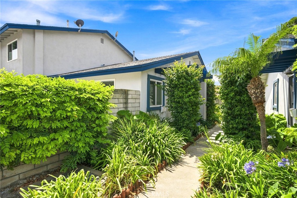 16516 Le Grande Lane Property Photo 3