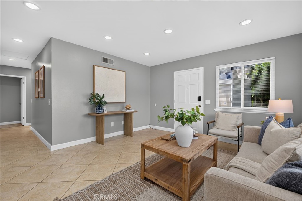 16516 Le Grande Lane Property Photo 8