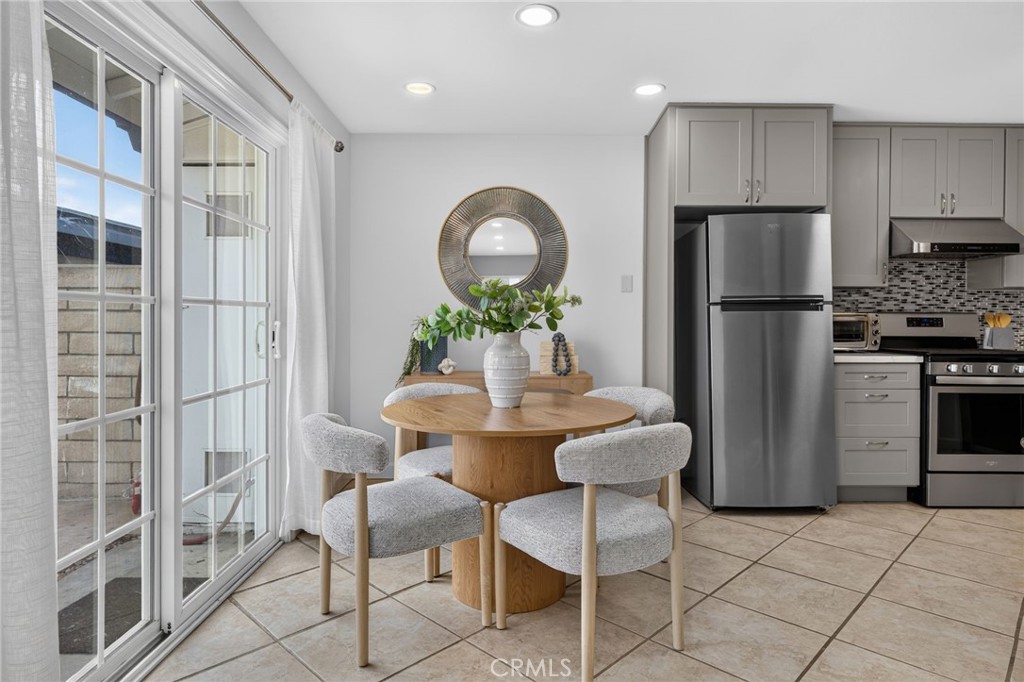 16516 Le Grande Lane Property Photo 10