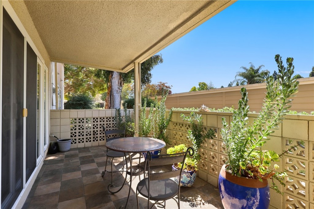 526 Calle Aragon B Property Photo 21
