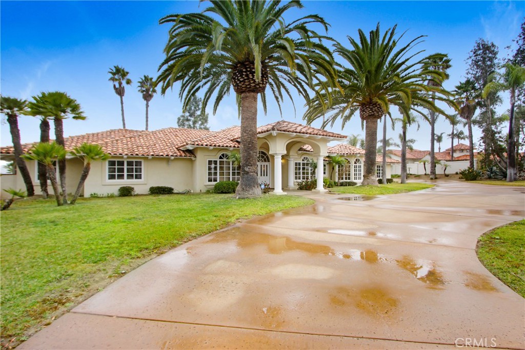 31396 Lake Vista Cir Property Photo 1