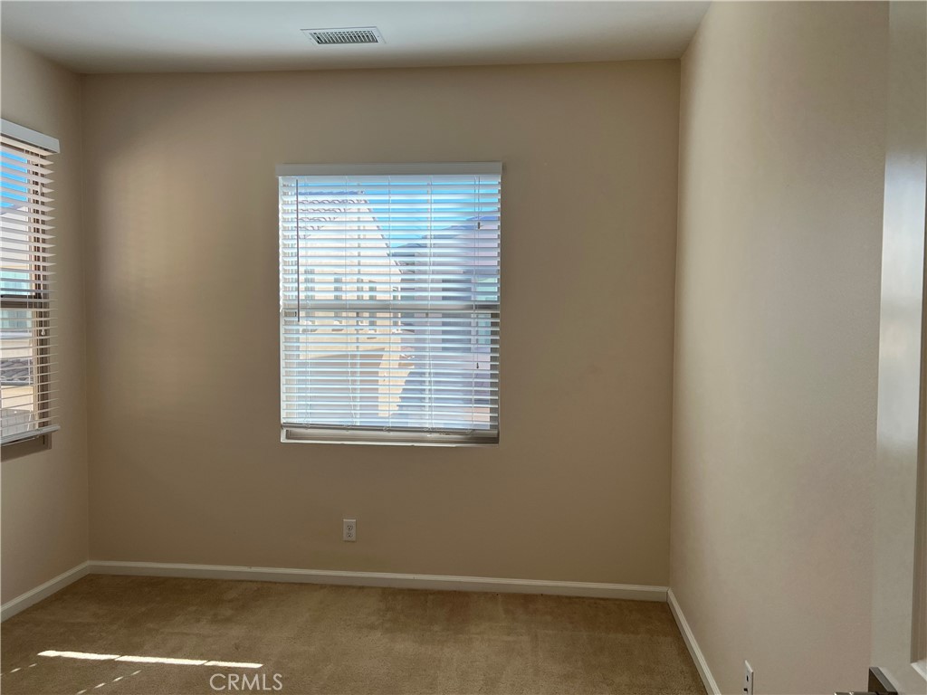 75 Darby Property Photo 29