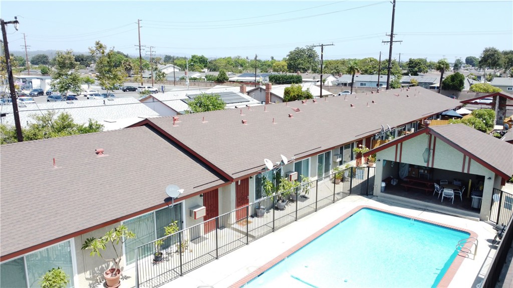 6851 Dale Property Photo 7