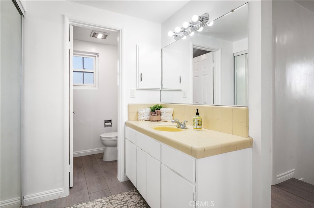 7441 Irwingrove Drive Property Photo 15