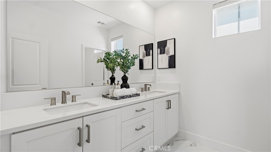 291 Lynx Property Photo 50