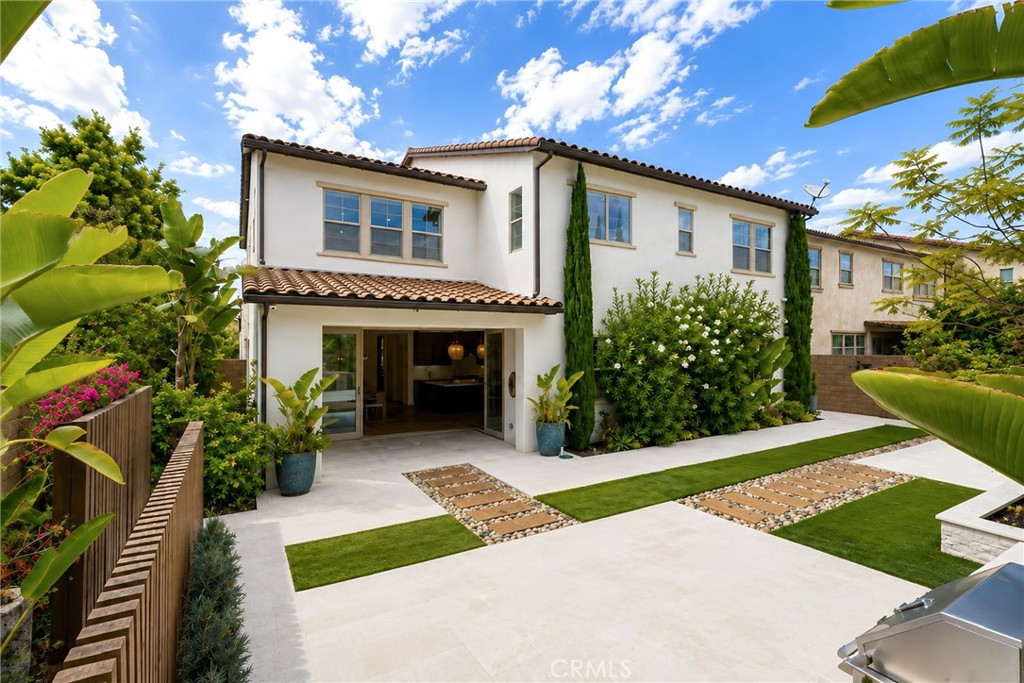 110 Perspective Property Photo 6